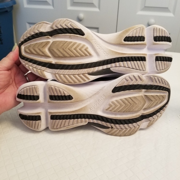 Saucony Odysseus Gray Running Sneakers S20771-20 Size 8 - Picture 5 of 6